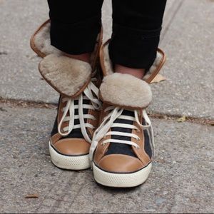 COPY - Tory Burch Benjamin High-Top Sneakers 👟